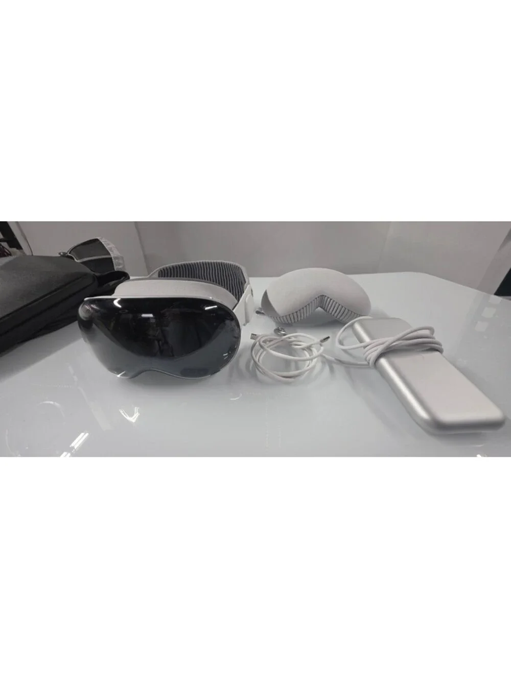 Apple Vision Pro Mixed Reality Headset with Accessories
